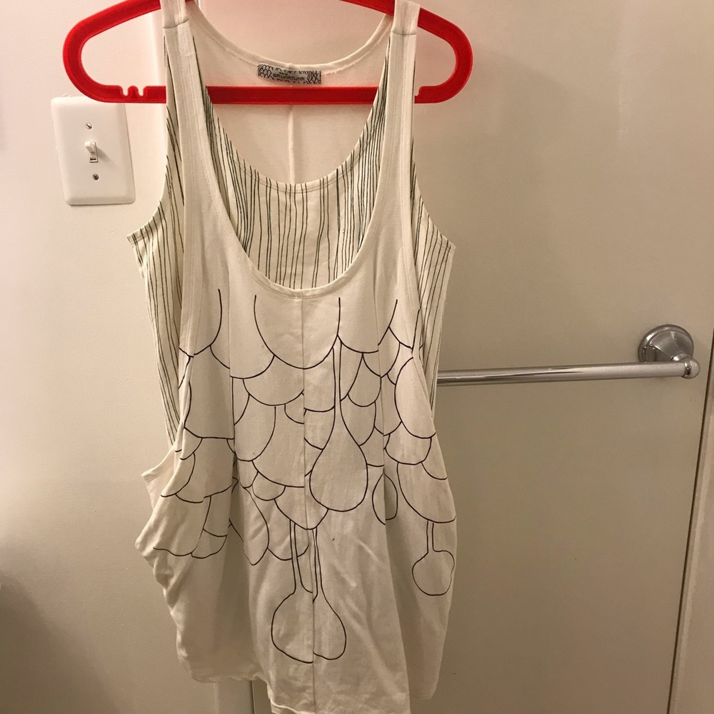 Short sleeve dress